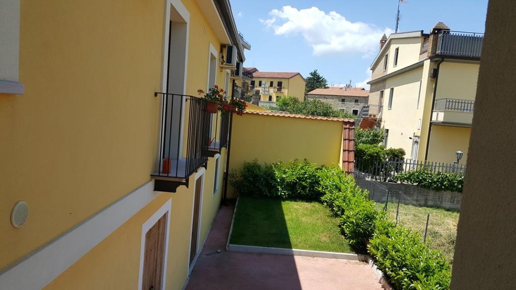 B&B Portacastello Castel Lagopesole Exterior photo